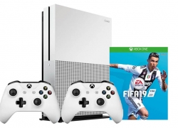 Xbox One S 1TB met 2 controllers, FIFA 19 en Rocket League voor €244 bij Bol.com